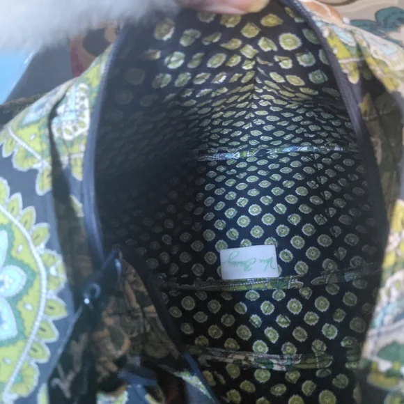 Vera Bradley Green and Black Patterned Shoulder Bag - Picture 3 of 3